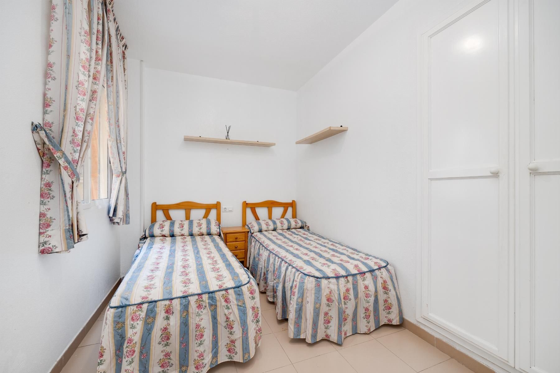 2-Bedroom Bungalow in El Acequión - Los Náufragos, Torrevieja - Image 16