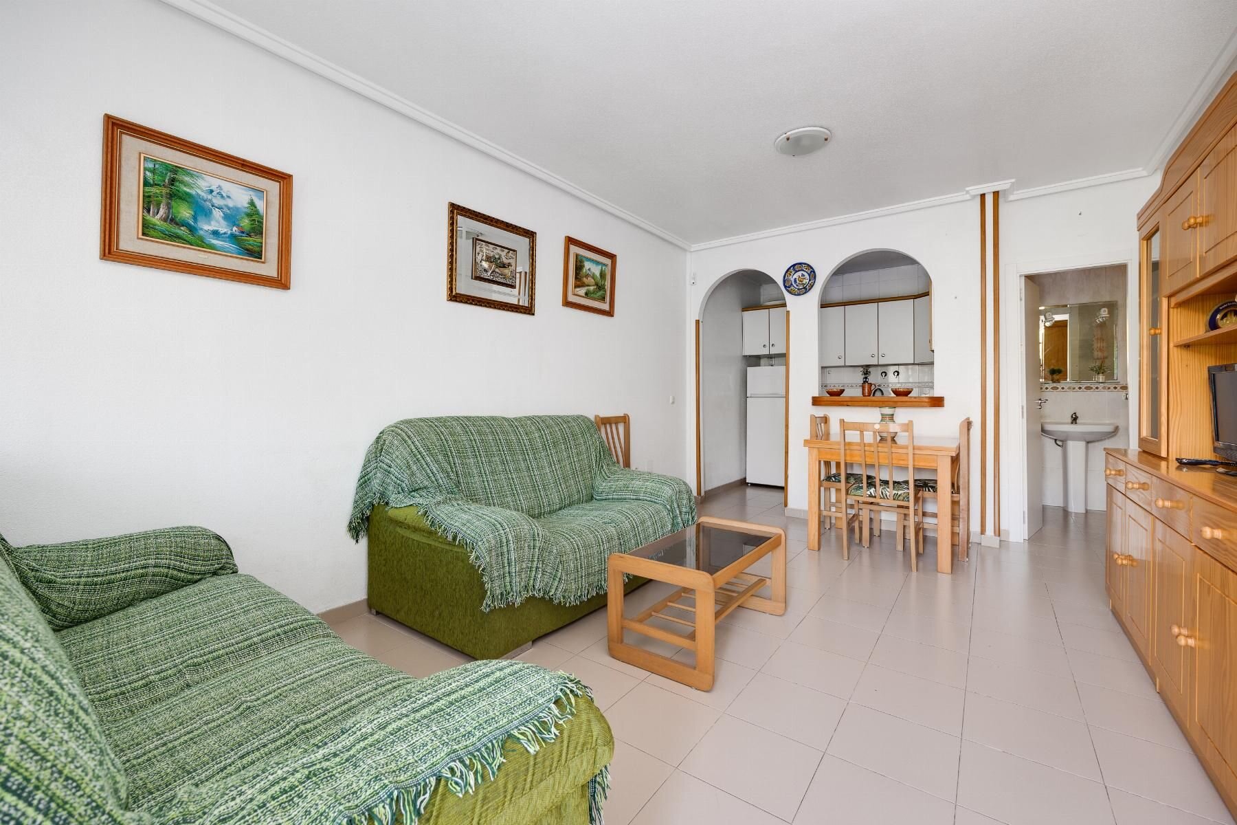 2-Bedroom Bungalow in El Acequión - Los Náufragos, Torrevieja - Image 8