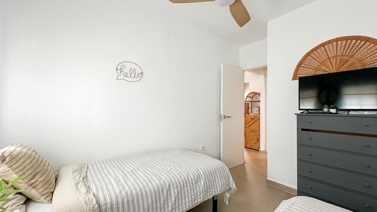 Bungalow z 2 Sypialniami w La Chismosa, Orihuela Costa - Image 15