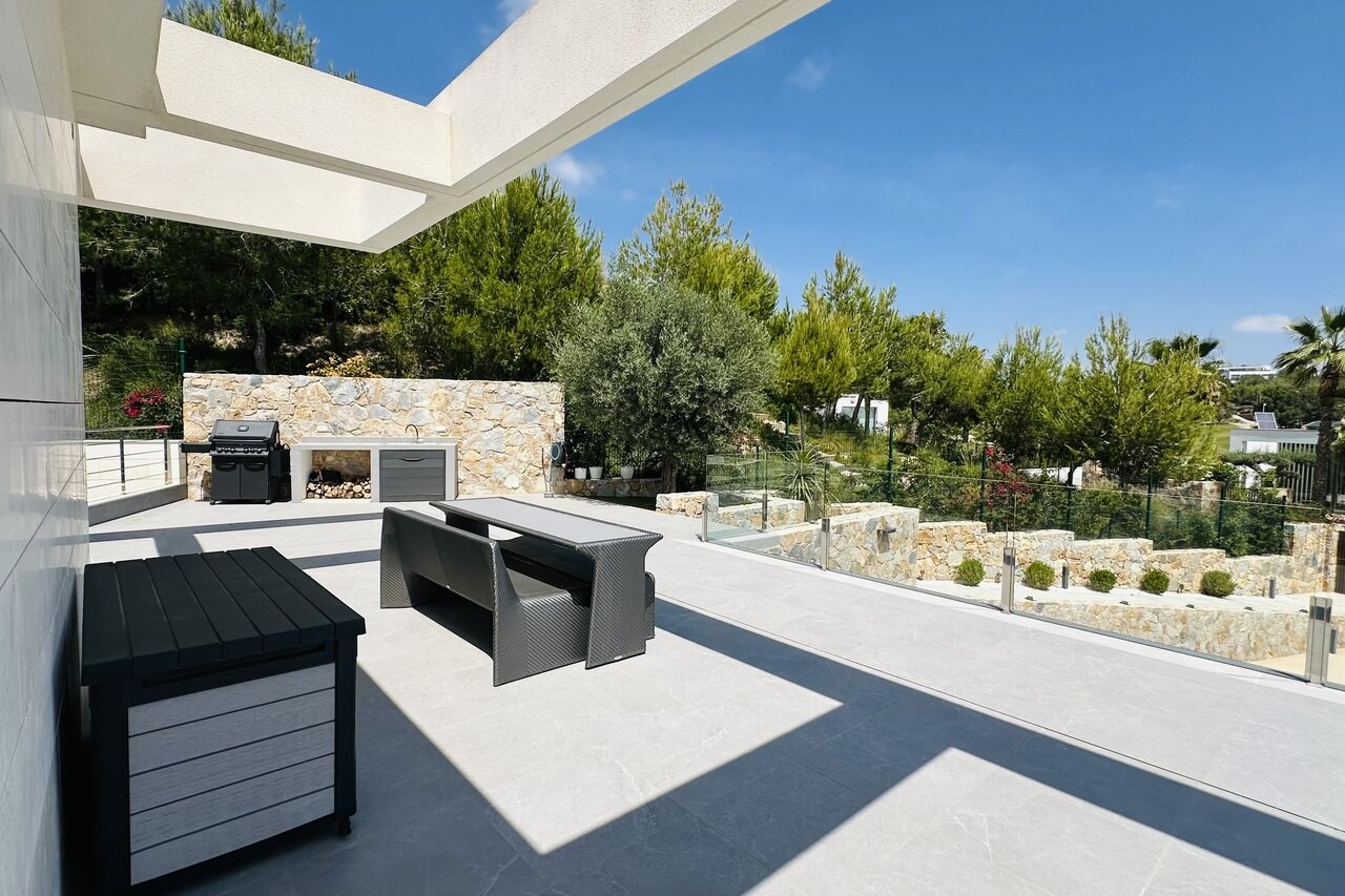 6-Bedroom Villa in Las Colinas Golf, Orihuela - Image 40