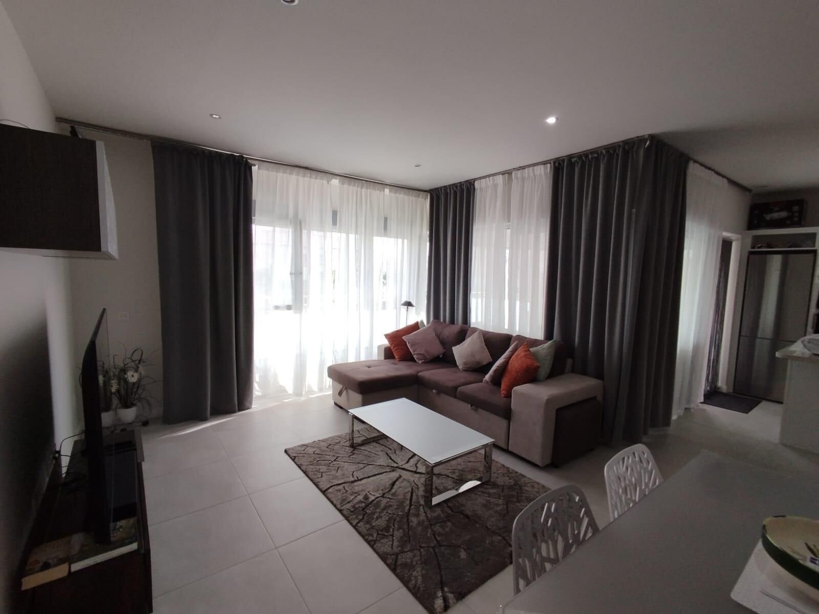 2-Bedroom Apartment in Los Dolses, Orihuela Costa - Image 12