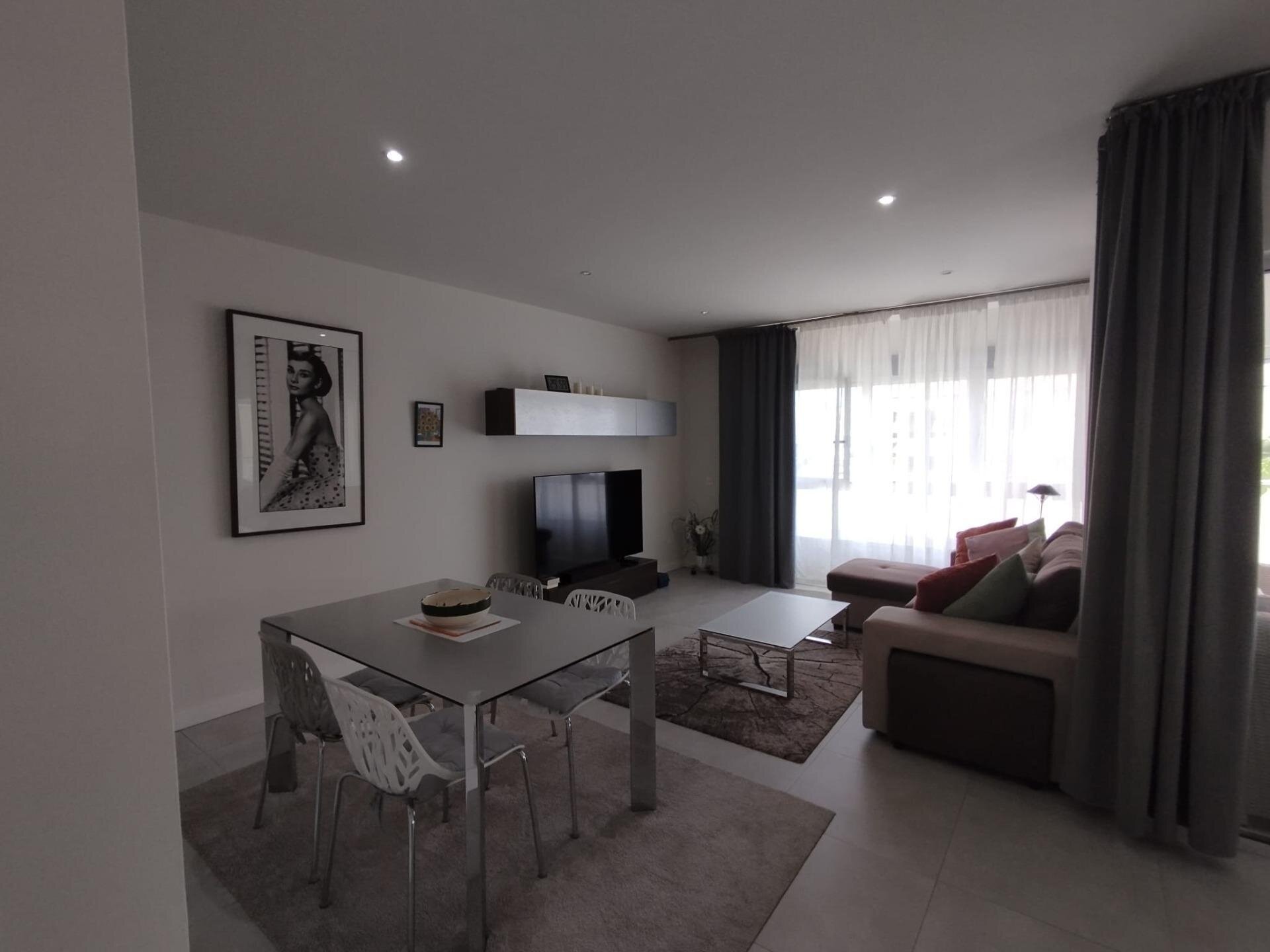 2-Bedroom Apartment in Los Dolses, Orihuela Costa - Image 2