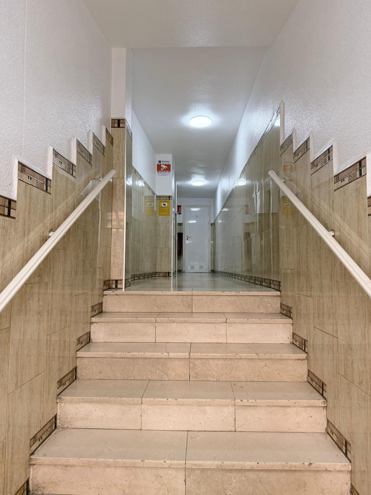 3-Bedroom Middle Floor Apartment in  Torrevieja | Sunny C... - Image 20