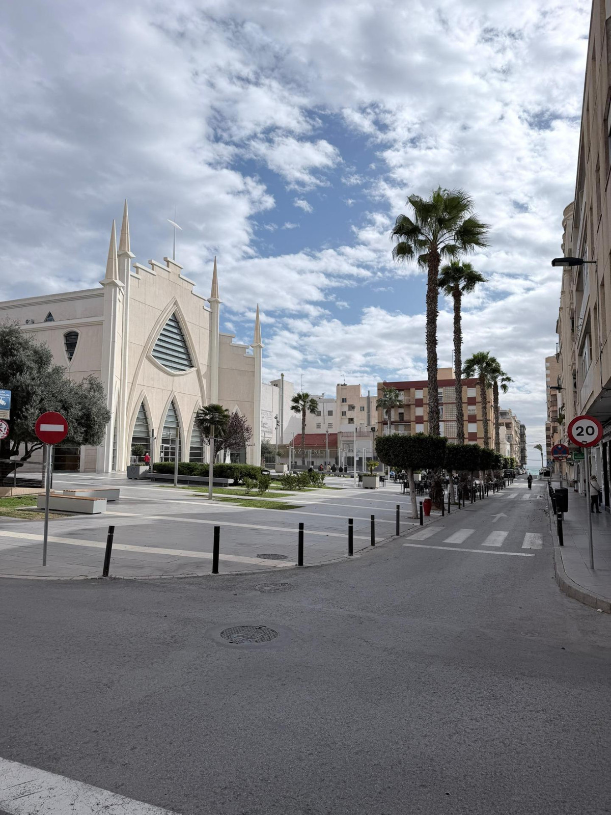 3-Bedroom Middle Floor Apartment in  Torrevieja | Sunny C... - Image 21