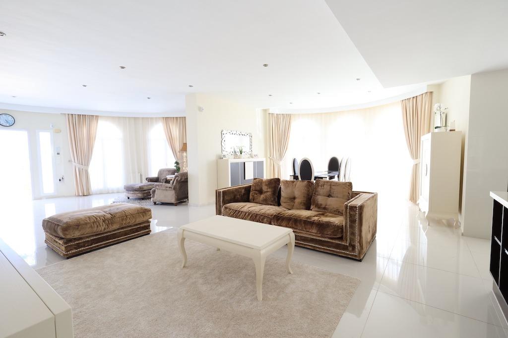 5-Bedroom Villa in Cuidad Quesada, Rojales - Image 17