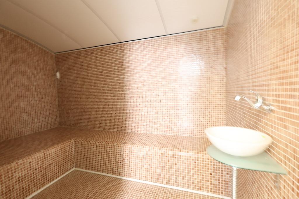 5-Bedroom Villa in Cuidad Quesada, Rojales - Image 28
