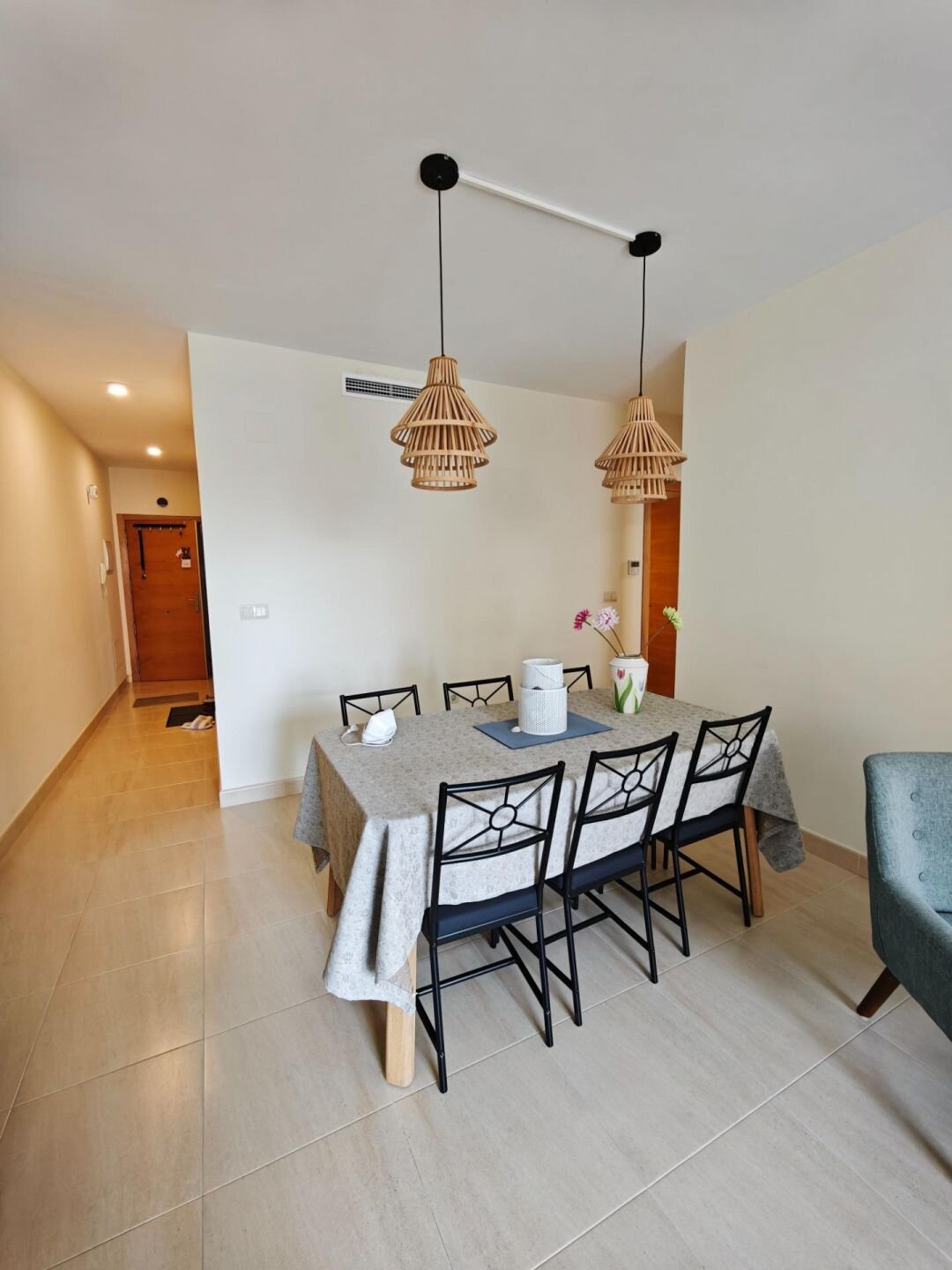 2-Bedroom Apartment in Pueblo 9, San Miguel de Salinas - Image 13