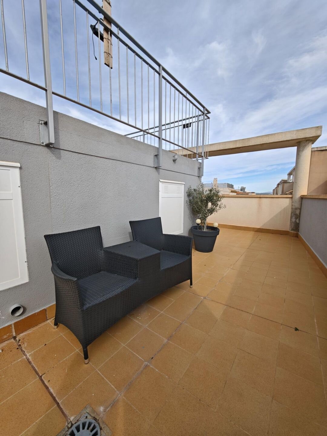 2-Bedroom Apartment in Pueblo 9, San Miguel de Salinas - Image 24