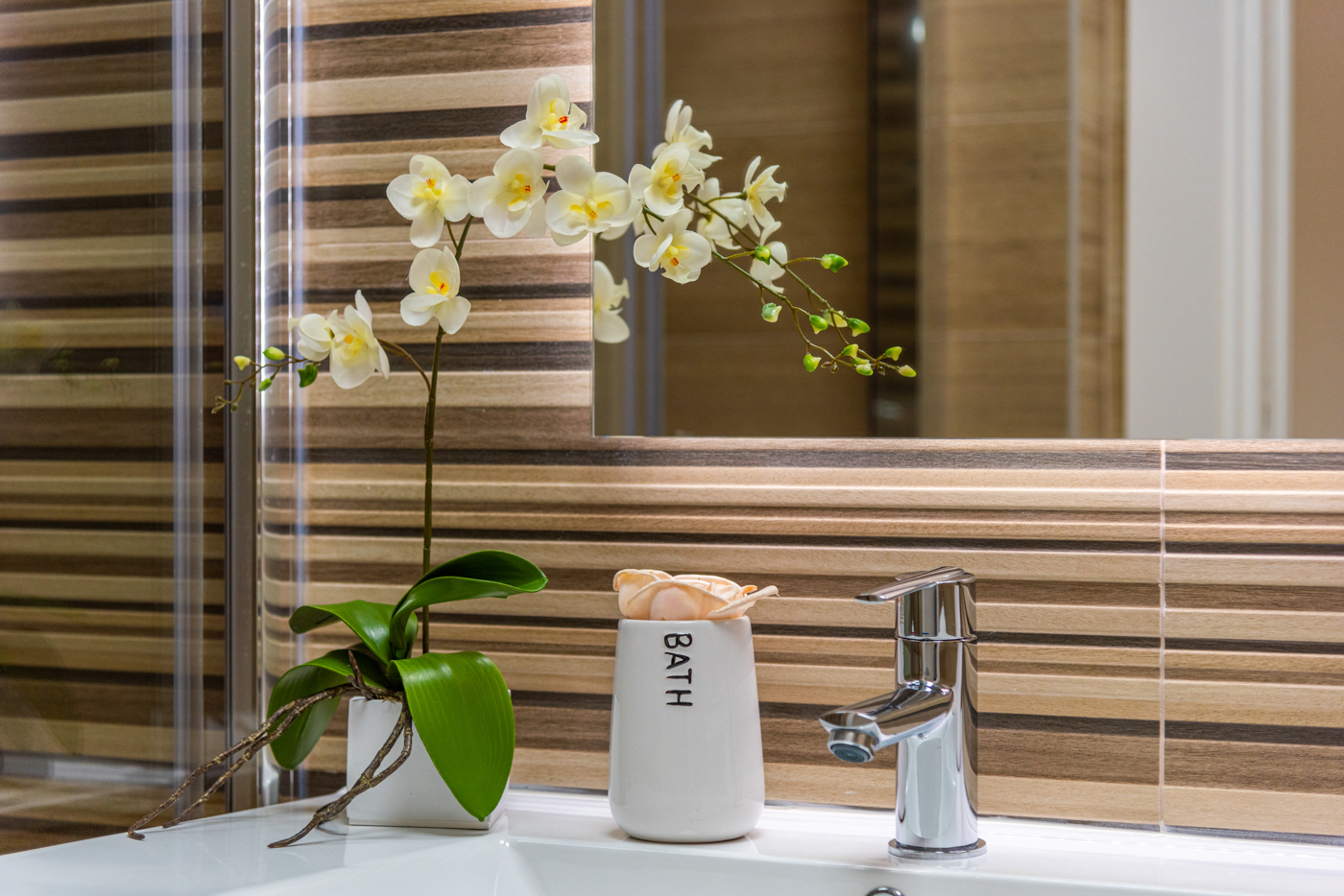 2-Bedroom Apartment in Torrevieja - Image 20