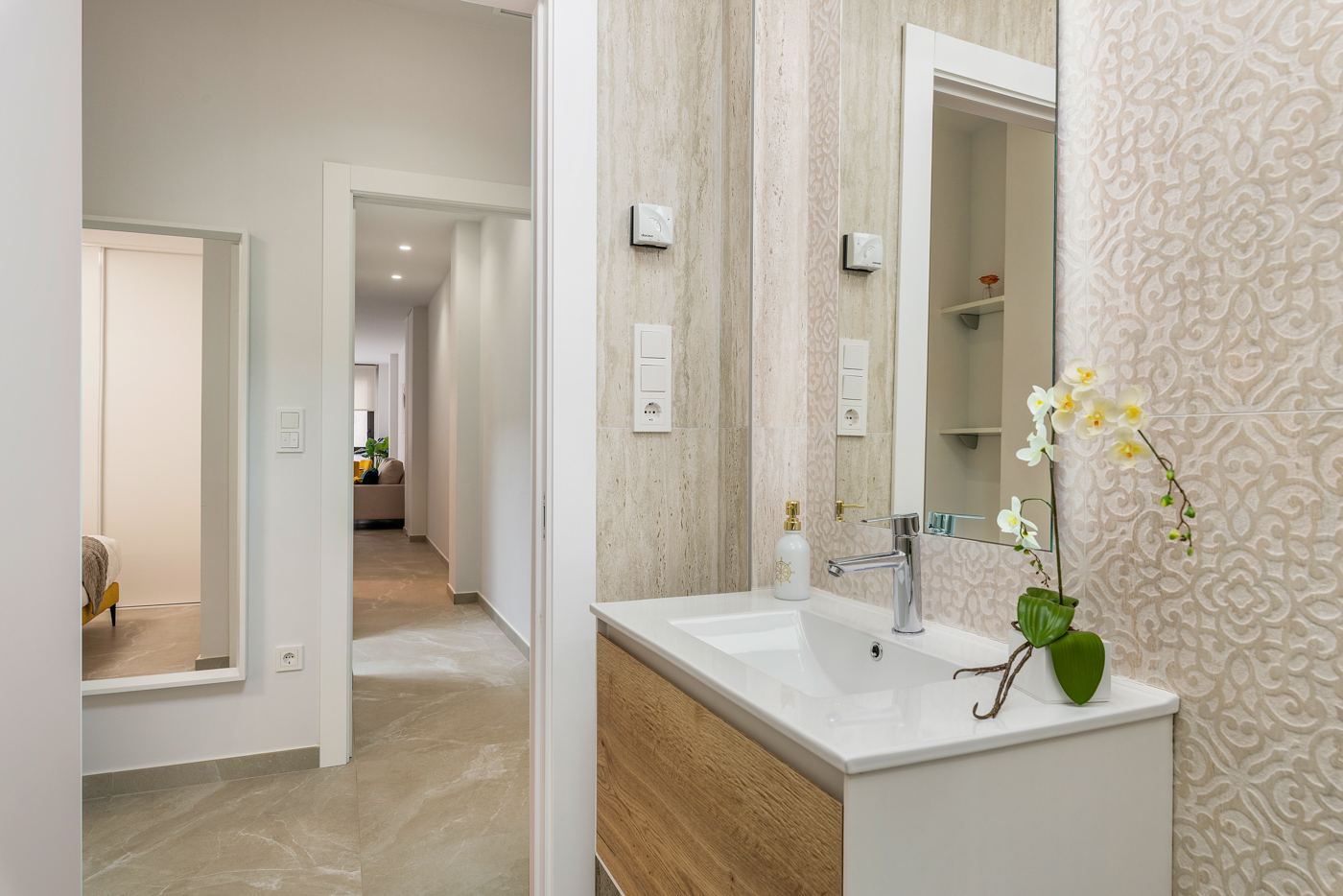 2-Bedroom Apartment in Torrevieja - Image 4