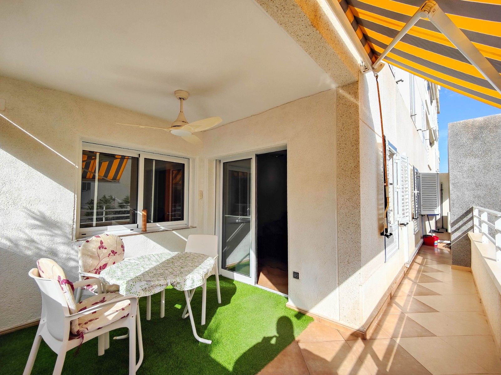2-Bedroom Apartment in Torre la Mata, Torrevieja - Image 1