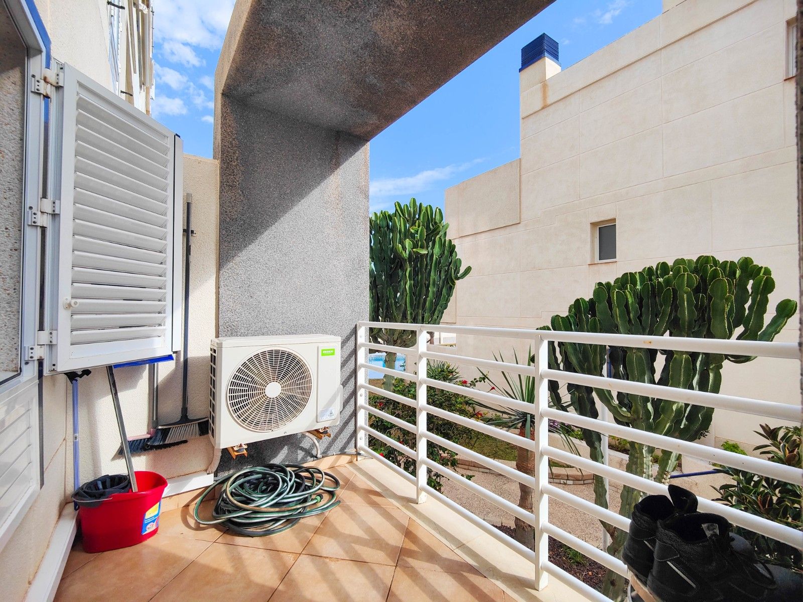 2-Bedroom Apartment in Torre la Mata, Torrevieja - Image 11