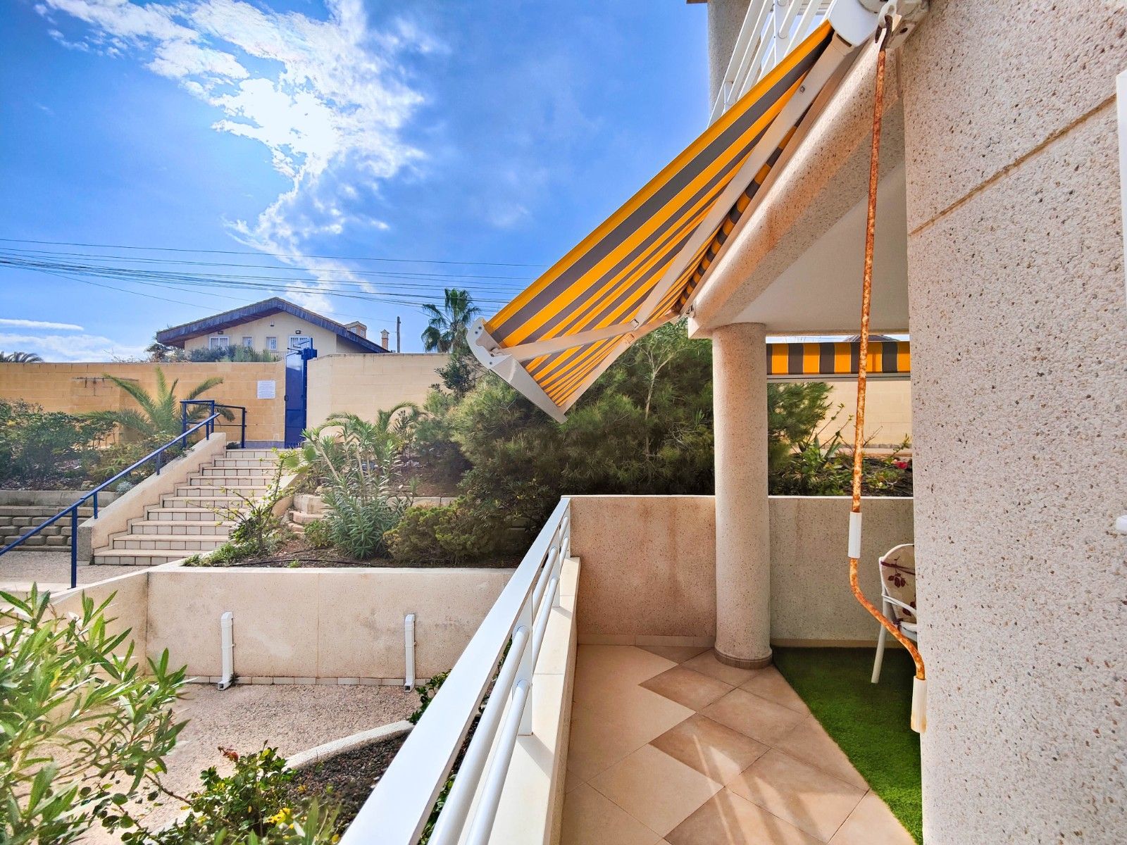 2-Bedroom Apartment in Torre la Mata, Torrevieja - Image 12