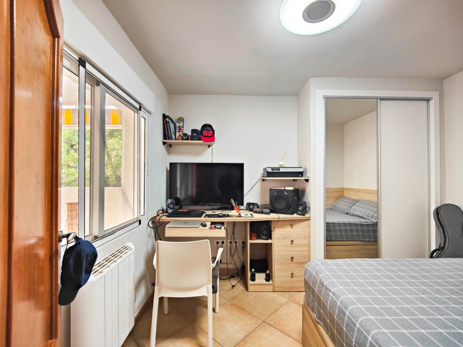 2-Bedroom Apartment in Torre la Mata, Torrevieja - Image 31