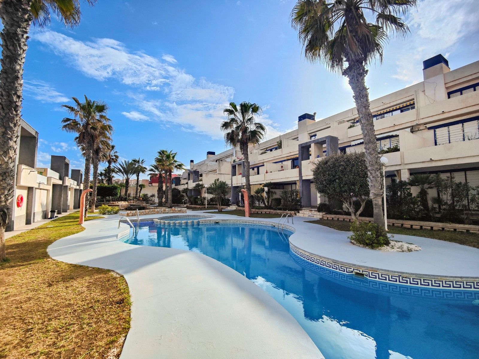 2-Bedroom Apartment in Torre la Mata, Torrevieja - Image 39