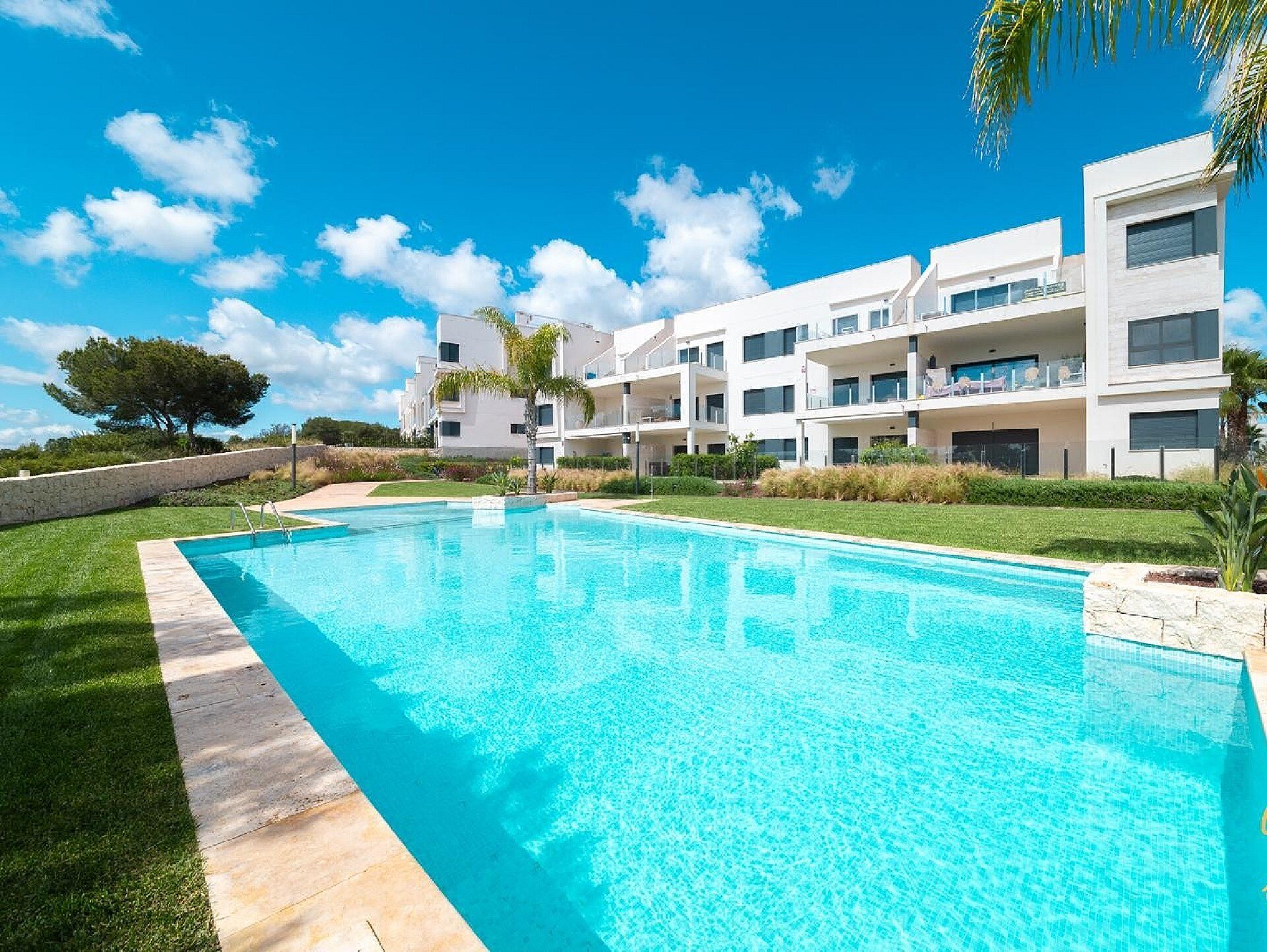 2-Bedroom Apartment in Pinar de Campoverde, Pilar de la Horadada - Image 1