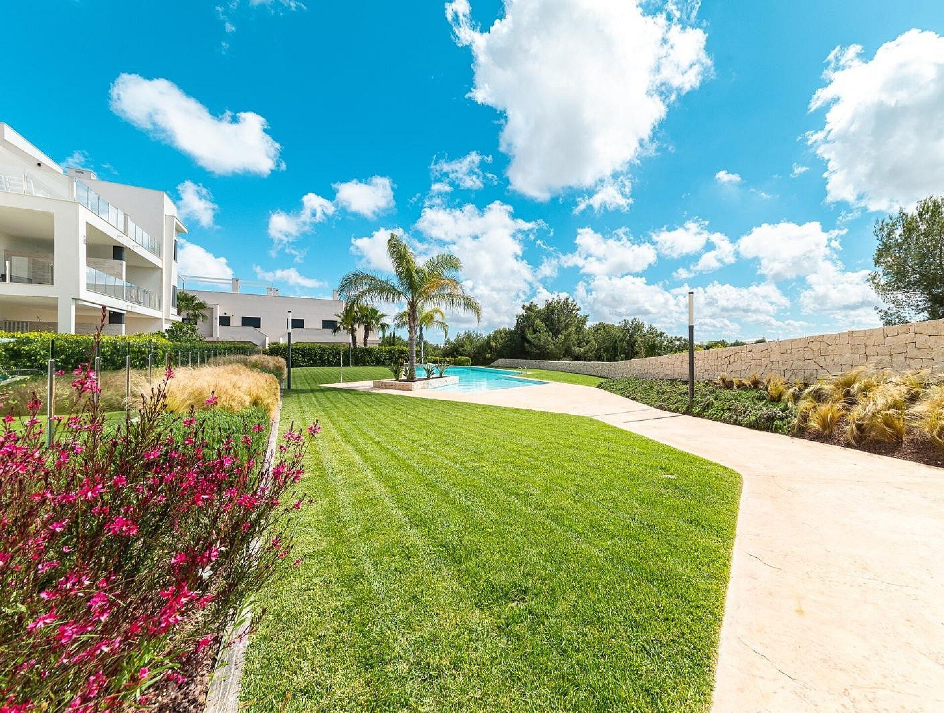 2-Bedroom Apartment in Pinar de Campoverde, Pilar de la Horadada - Image 19