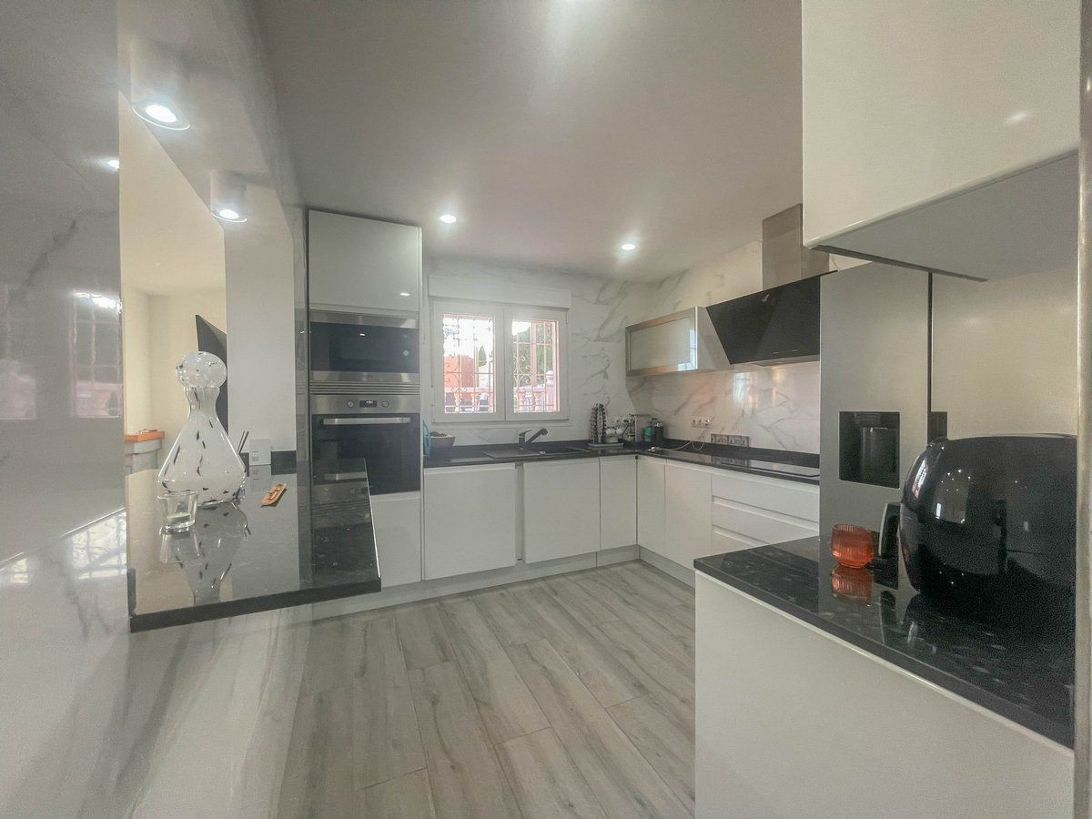 3-Bedroom Detached House in  Calpe | Sunny Casas - Costa ... - Image 11