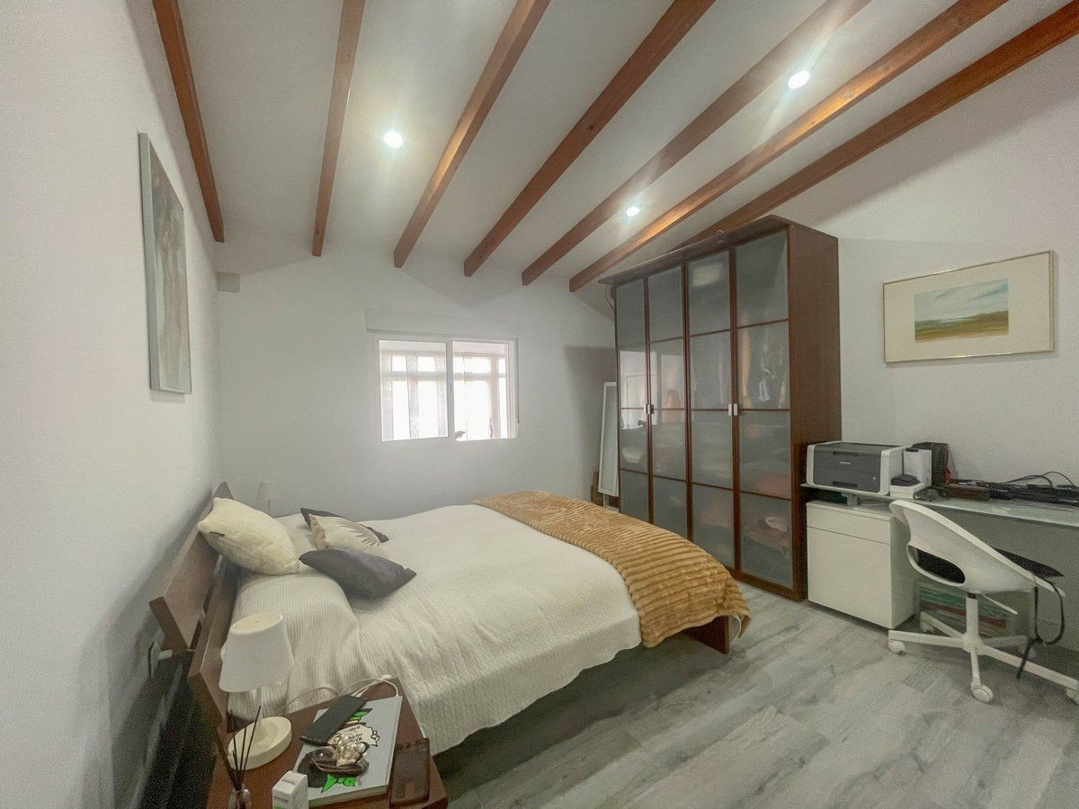 3-Bedroom Detached House in  Calpe | Sunny Casas - Costa ... - Image 17