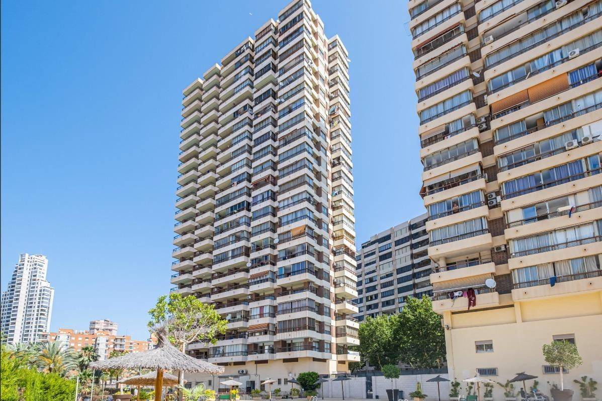 1-Bedroom Middle Floor Apartment in  Benidorm | Sunny Cas... - Image 1