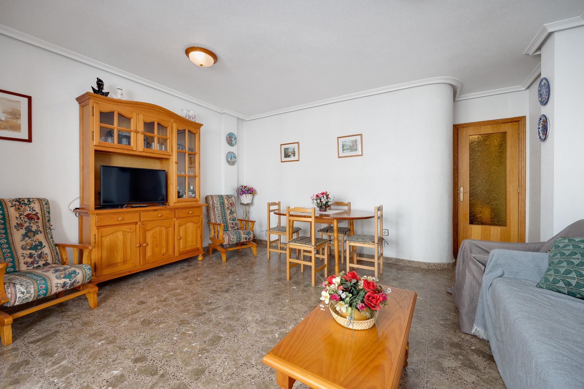 3-Bedroom Apartment in  Torrevieja - Image 8