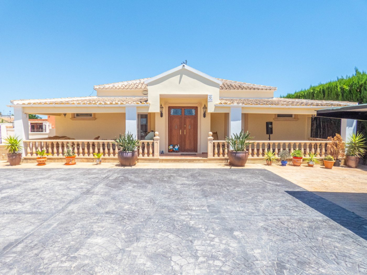 6-Zimmer Villa in Comunidad Valenciana, Almoradi - Image 1