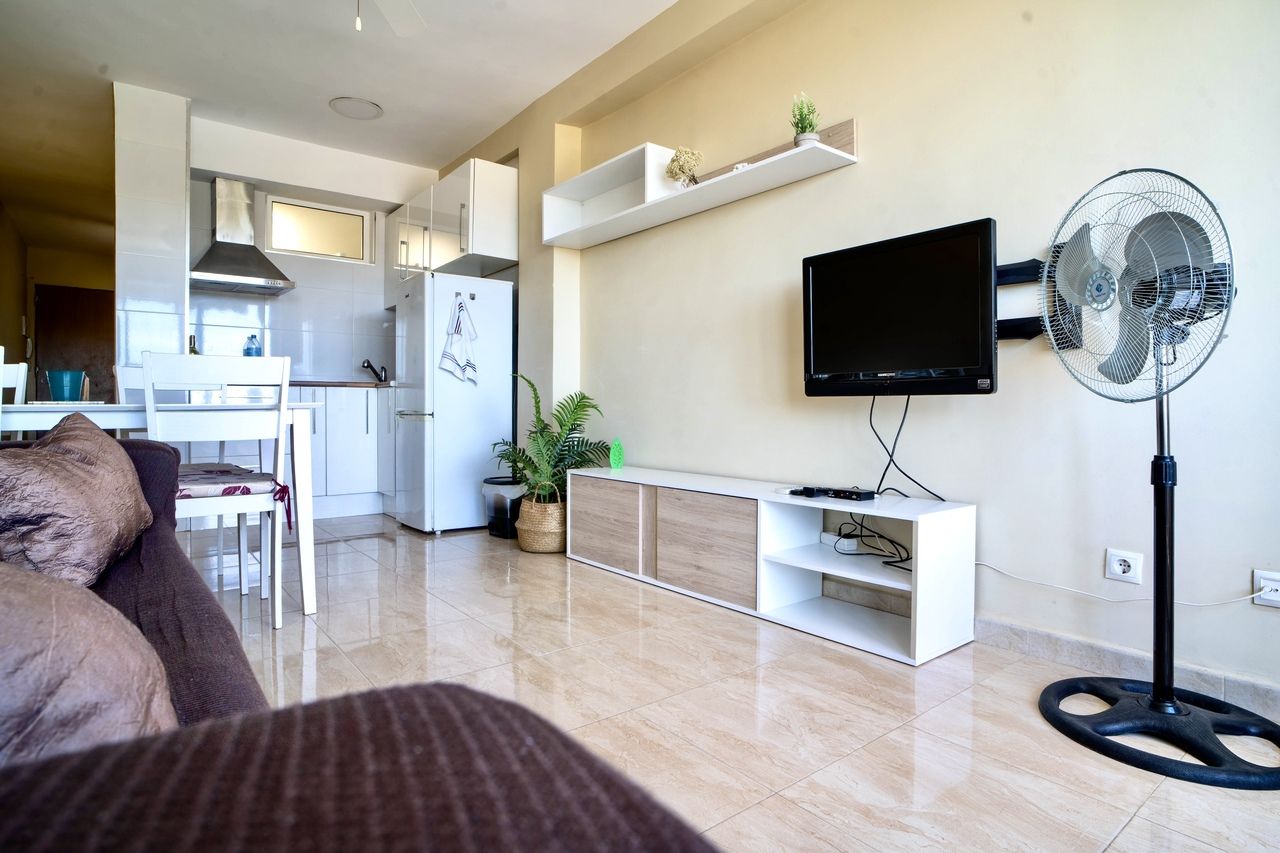1-Bedroom Apartment in Guardamar del Segura - Image 6