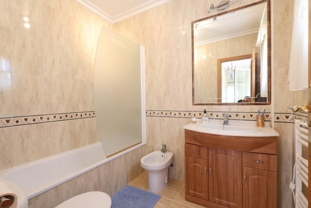 3-Bedroom Villa in Las Filipinas, Orihuela Costa - Image 12