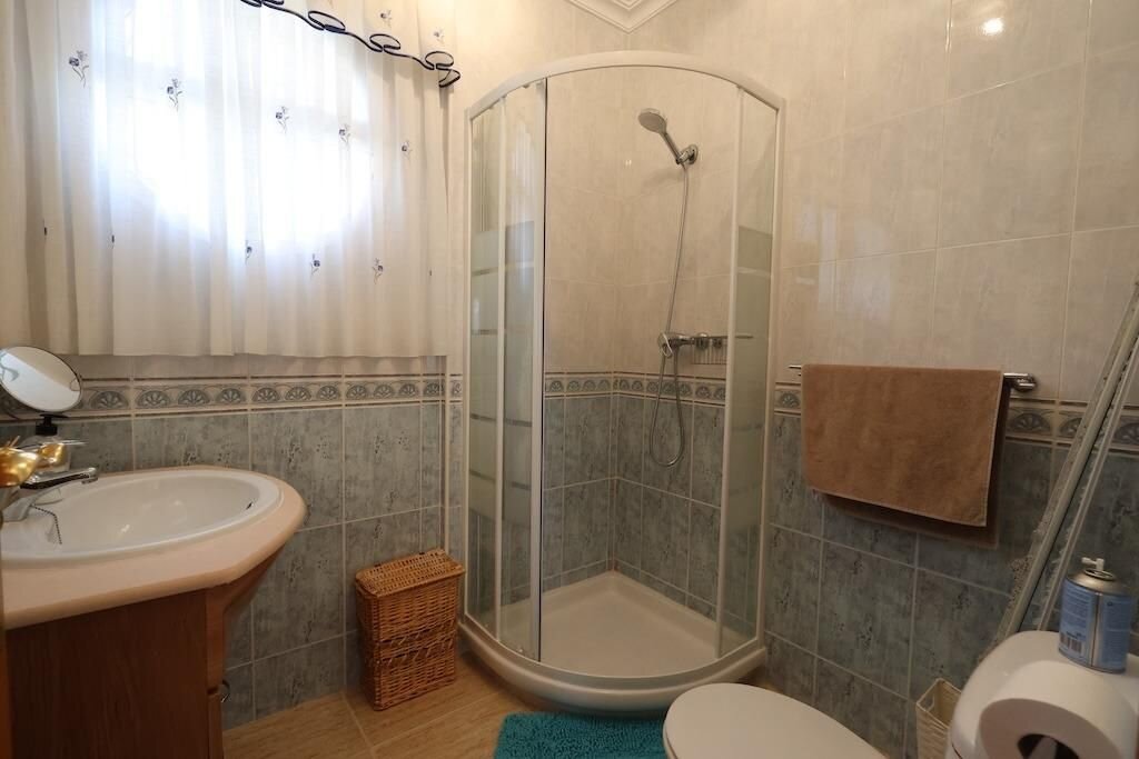 3-Bedroom Villa in Las Filipinas, Orihuela Costa - Image 13