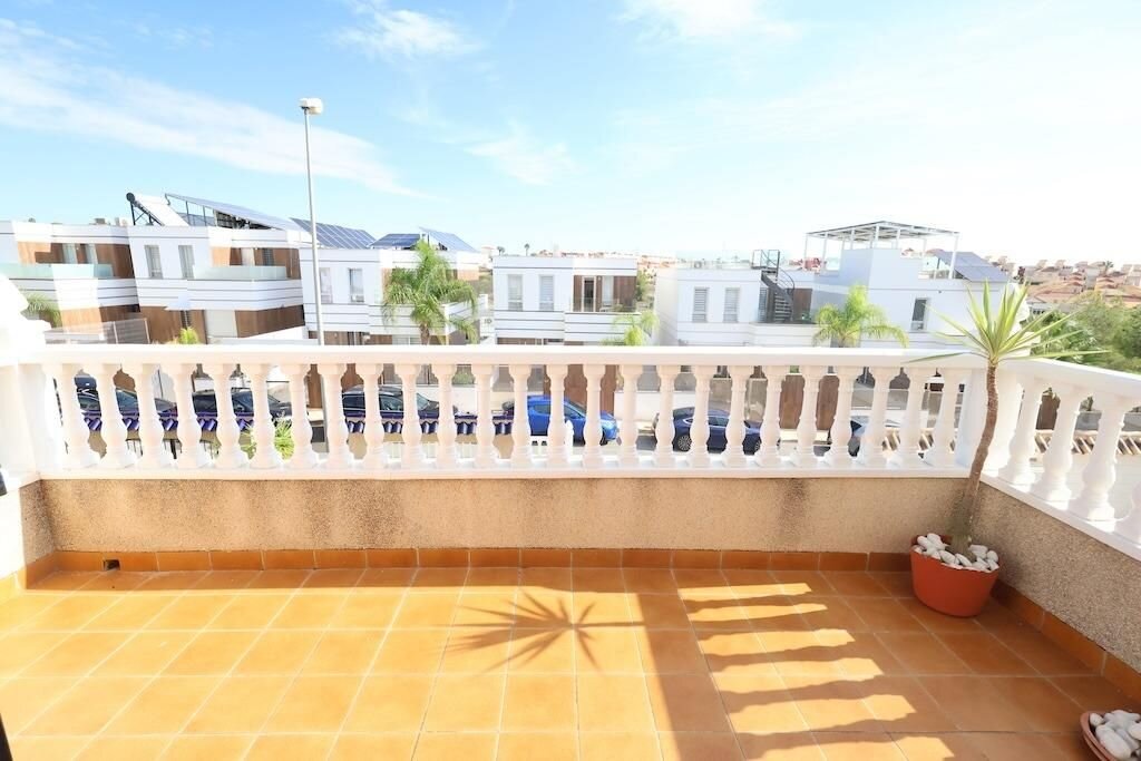3-Bedroom Villa in Las Filipinas, Orihuela Costa - Image 18