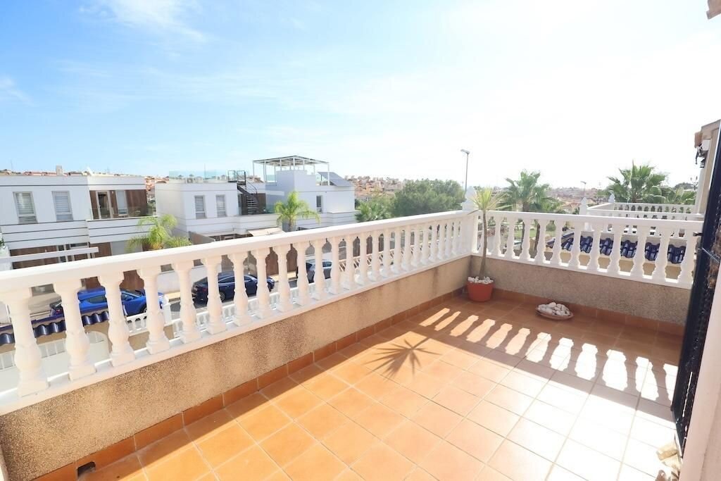 3-Bedroom Villa in Las Filipinas, Orihuela Costa - Image 19