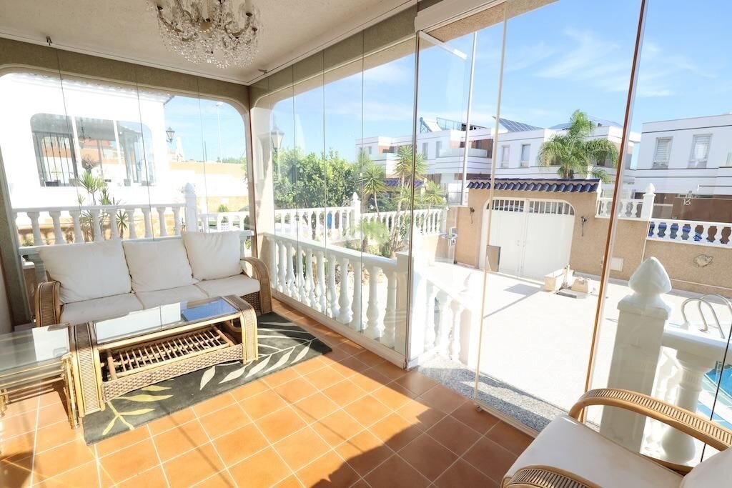 3-Bedroom Villa in Las Filipinas, Orihuela Costa - Image 20
