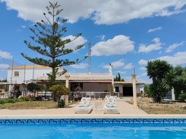 6-Bedroom Villa in Pueblo 8, Los Montesinos