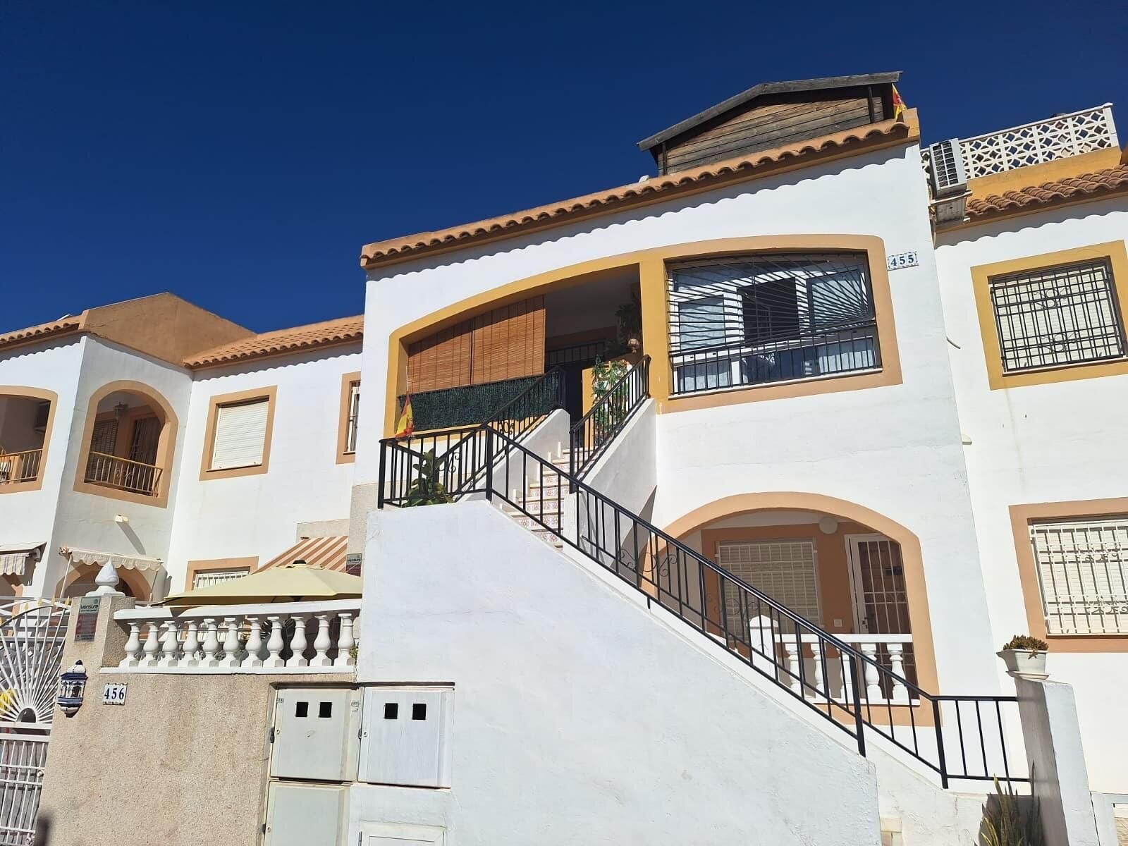 2-Bedroom Bungalow in El Limonar, Torrevieja - Image 1