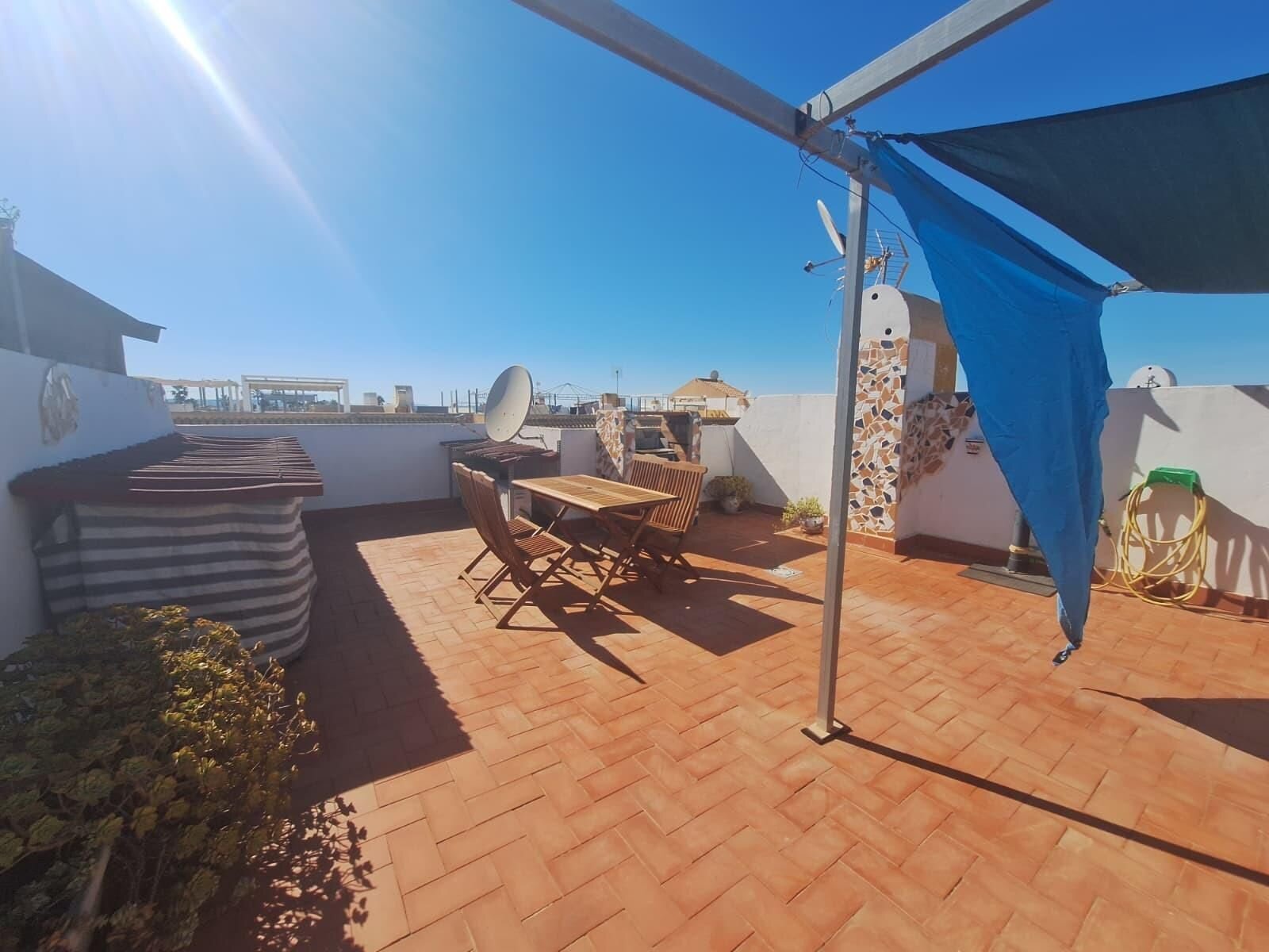 2-Bedroom Bungalow in El Limonar, Torrevieja - Image 28