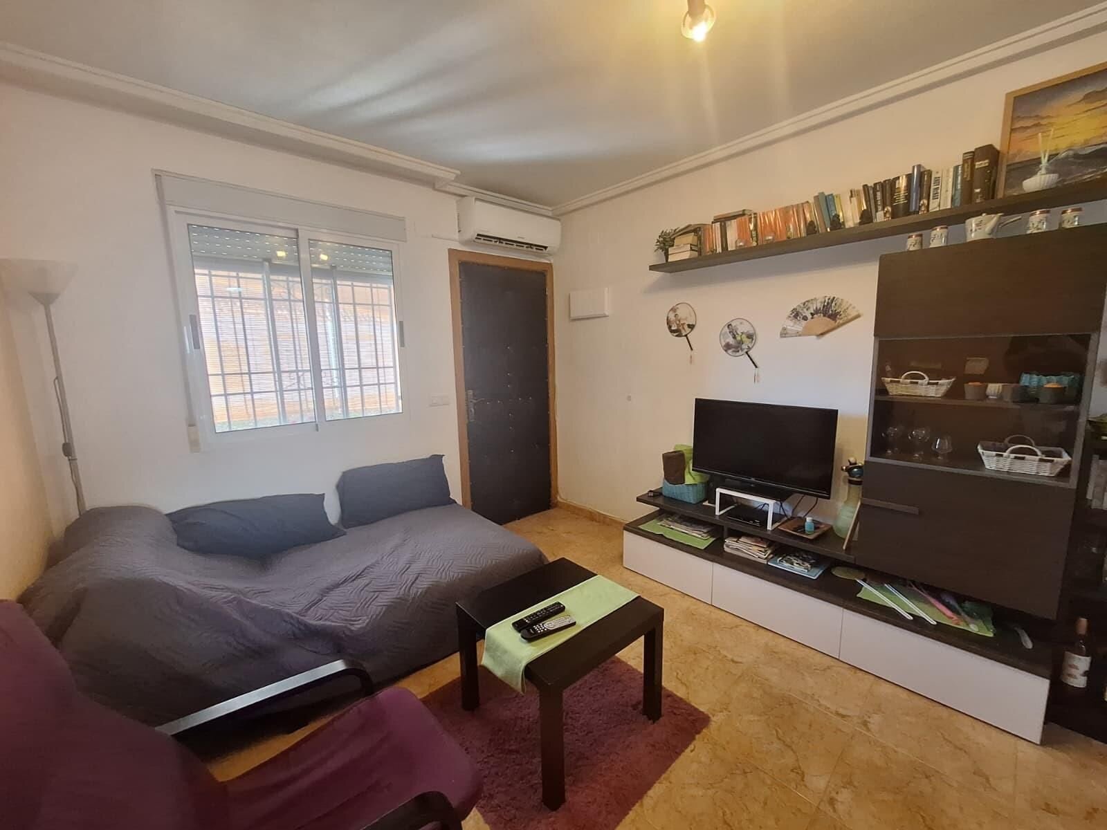 2-Bedroom Bungalow in El Limonar, Torrevieja - Image 3