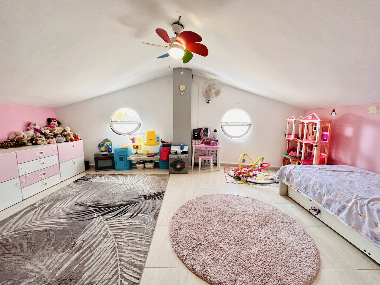5-Bedroom Villa in San Miguel de Salinas - Image 19