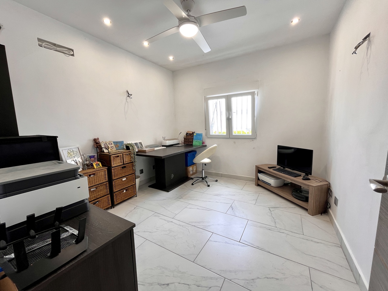 5-Bedroom Villa in San Miguel de Salinas - Image 30