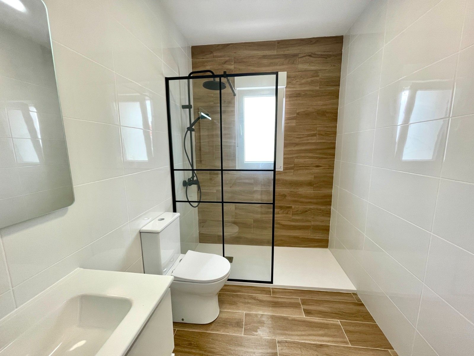 3-Bedroom Bungalow in Almoradi - Image 12