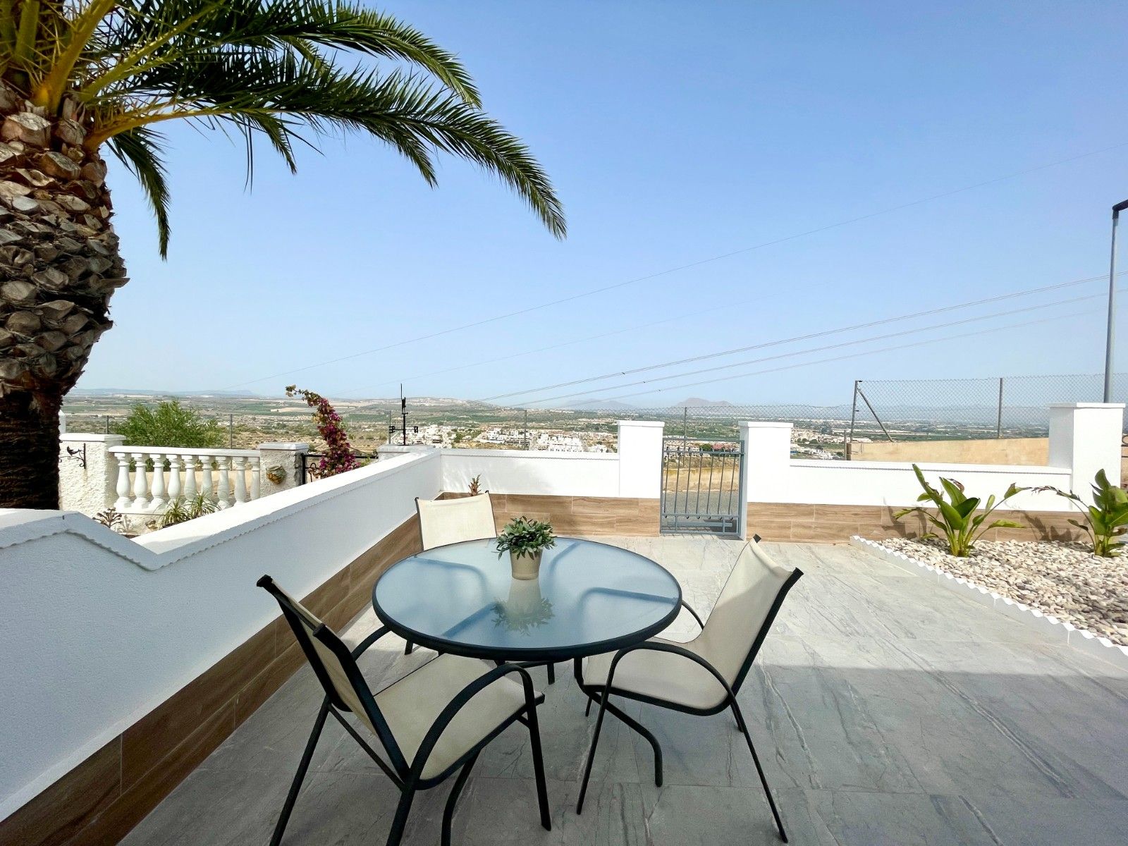 3-Bedroom Bungalow in Almoradi - Image 4