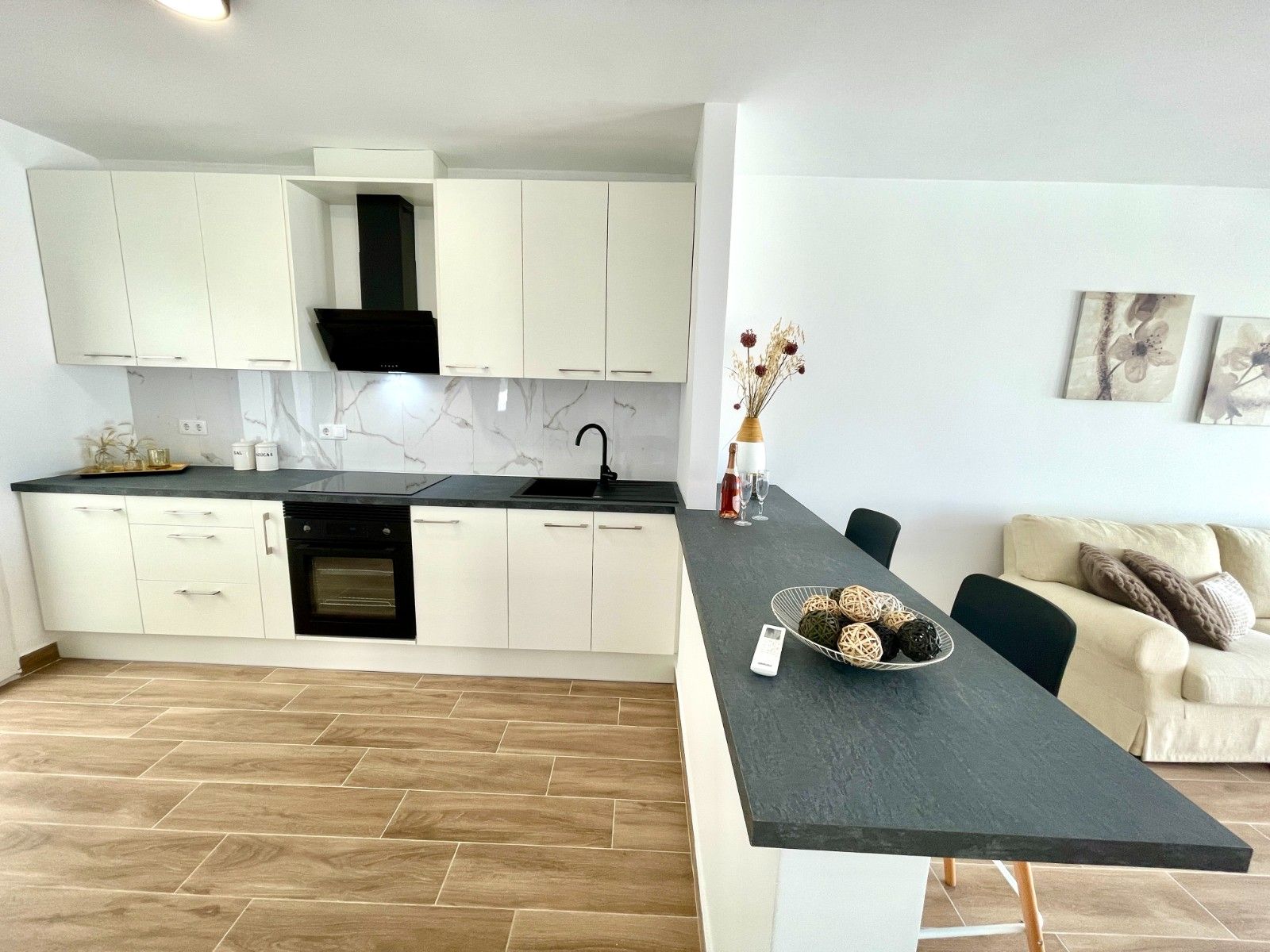 3-Bedroom Bungalow in Almoradi - Image 7