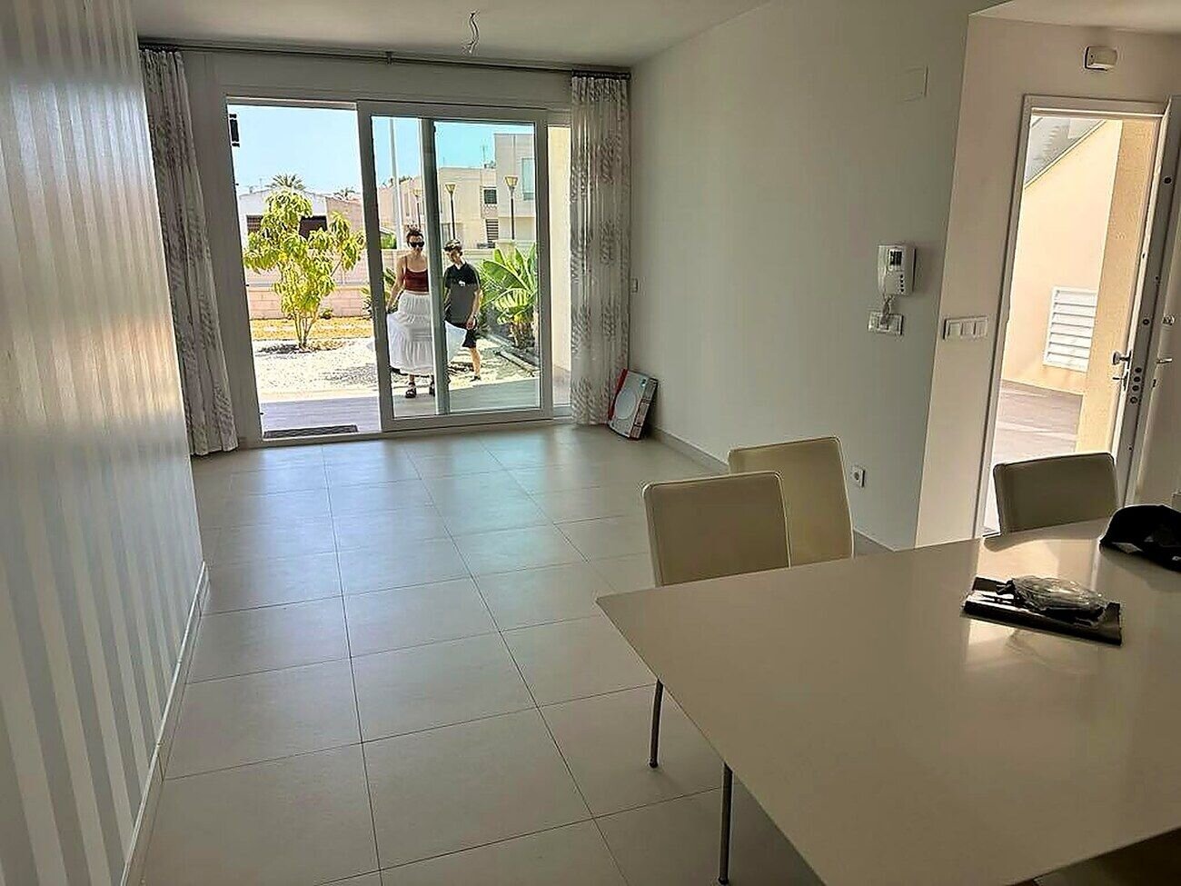 3-Bedroom Apartment in Torrevieja, Torrevieja - Image 11