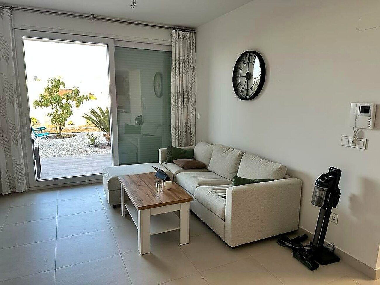 3-Bedroom Apartment in Torrevieja, Torrevieja - Image 7