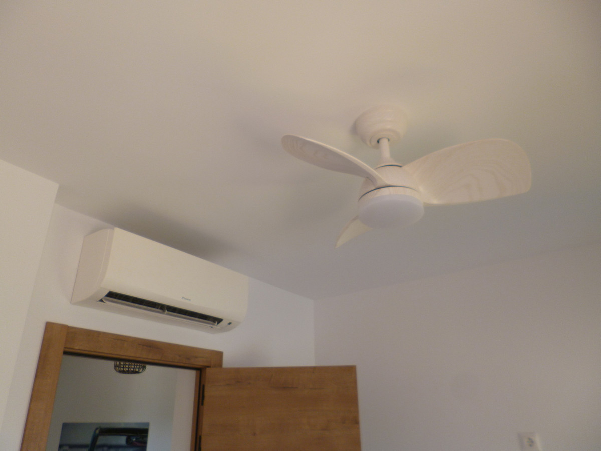 Chalet independiente de 4 Dormitorios en, Pilar de la Hor... - Image 13