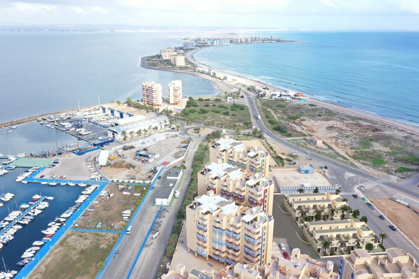 Herenhuis met 2 Slaapkamers in La Manga del Mar Menor - Image 6