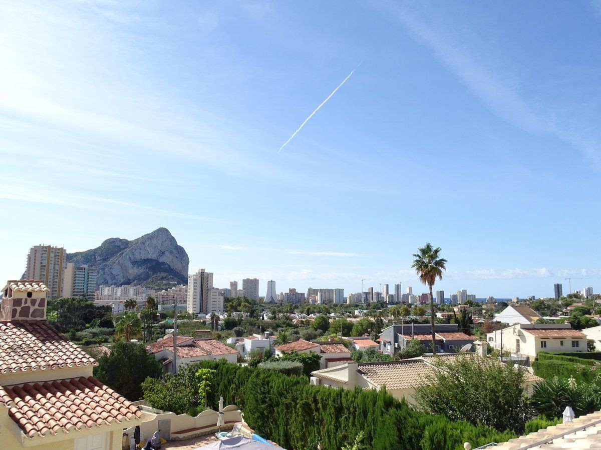 3-Bedroom Detached House in  Calpe | Sunny Casas - Costa ... - Image 1