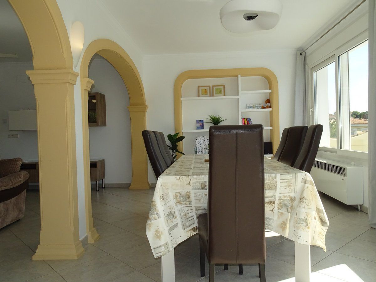 3-Bedroom Detached House in  Calpe | Sunny Casas - Costa ... - Image 12