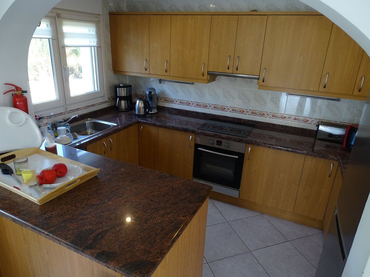 3-Bedroom Detached House in  Calpe | Sunny Casas - Costa ... - Image 17