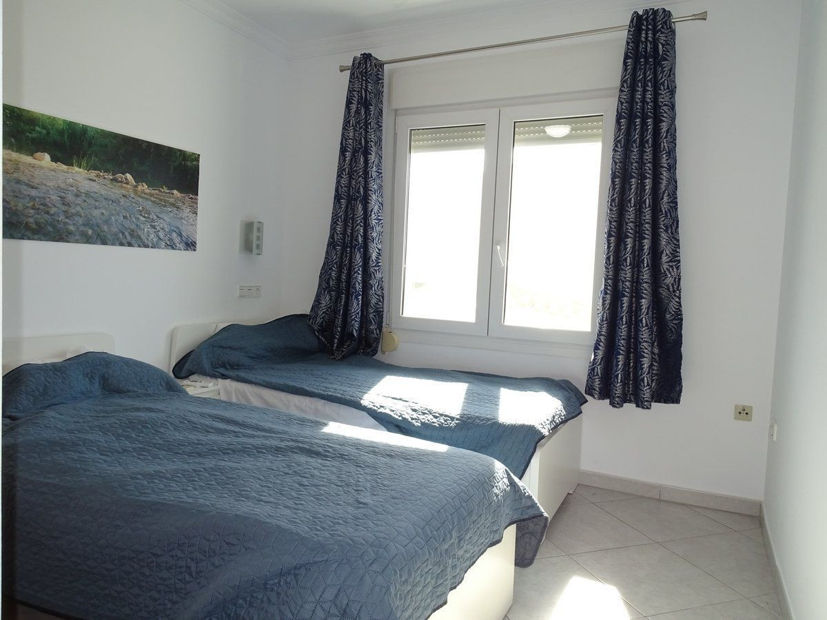 3-Bedroom Detached House in  Calpe | Sunny Casas - Costa ... - Image 25
