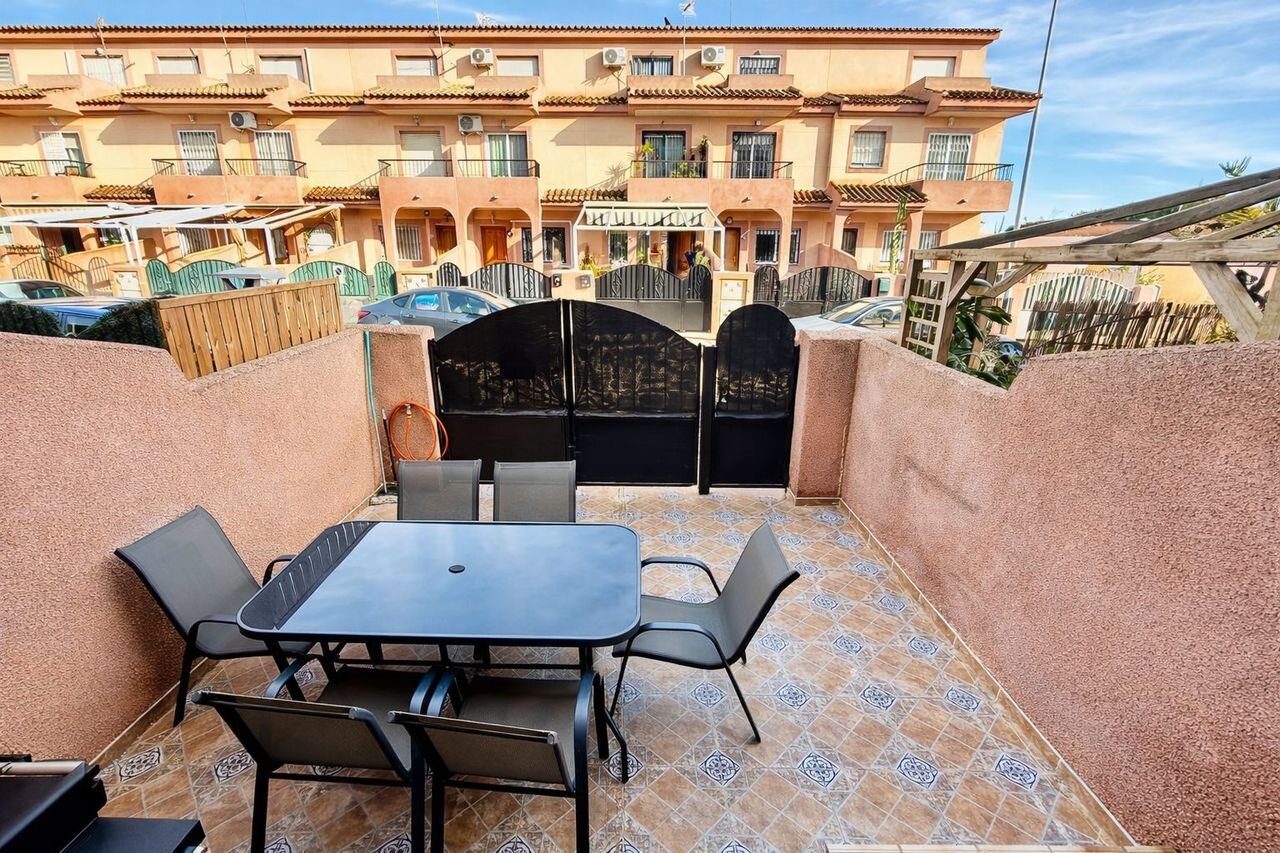 4-Bedroom House in Lo Pagán, San Pedro del Pinatar - Image 19